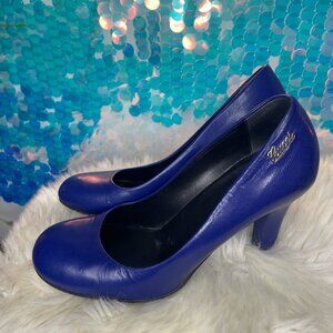 Gucci Dark Blue Heels